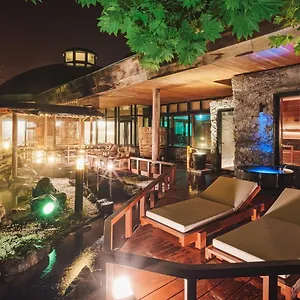 Ryokan Grand ****